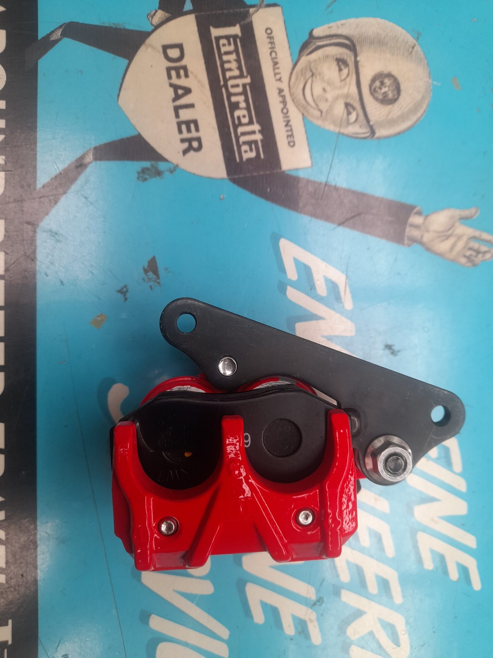 Nisin brake calliper RED - Image 2
